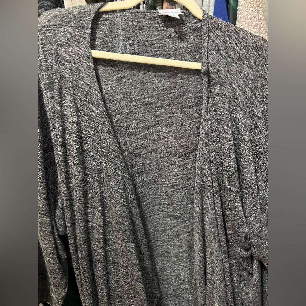 LULAROE GRAY SHIRLEY